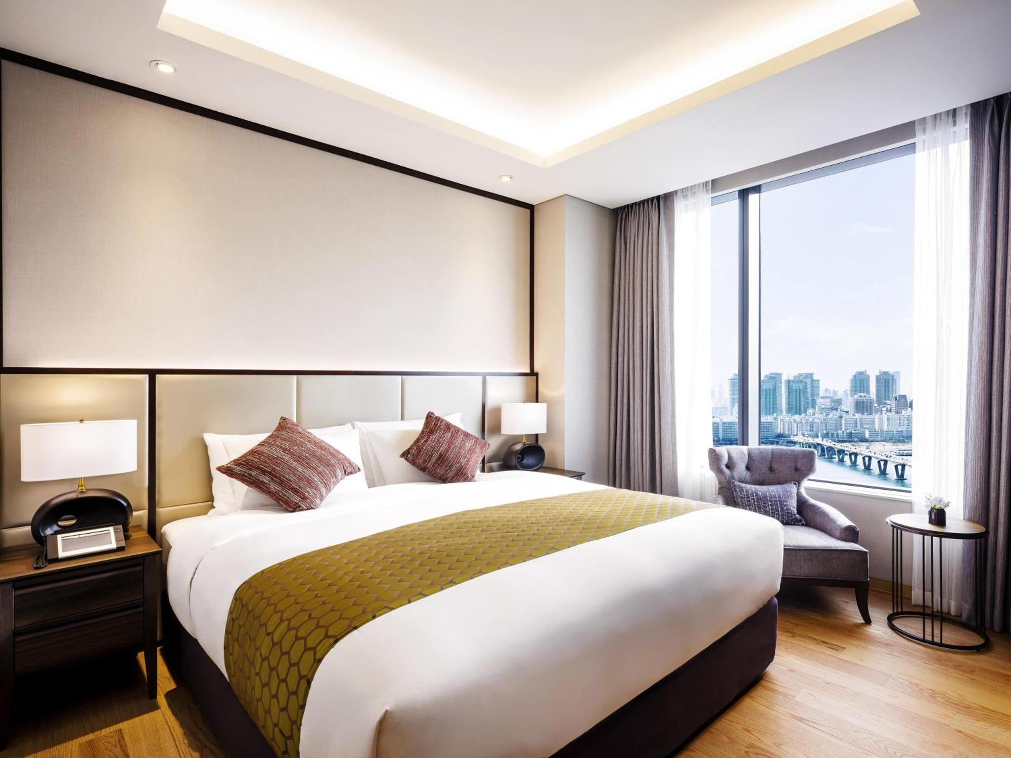 Premier Suite,1717135498:JPEG